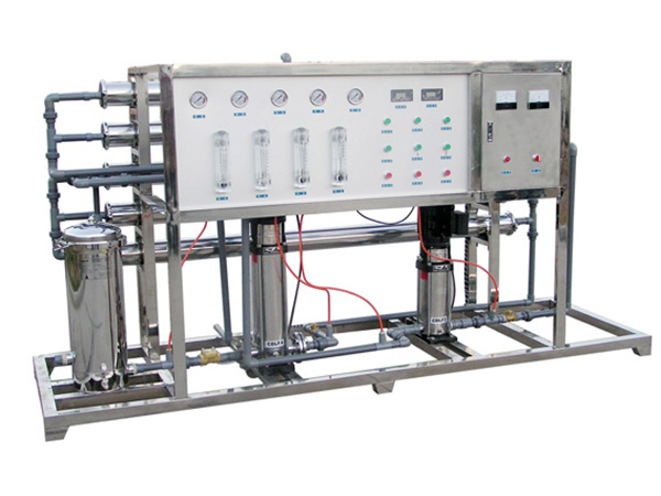 3 一噸雙級反滲透主機(jī).jpg