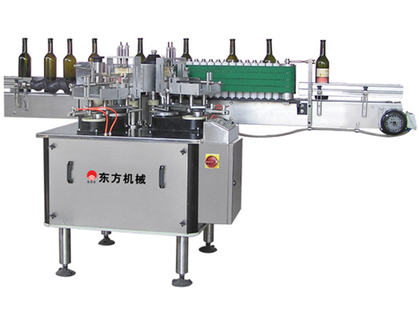 3 直線式雙標(biāo)簽全自動(dòng)貼標(biāo)機(jī).jpg